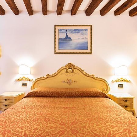 Ferienwohnung Ca' Pinelli Venedig Exterior foto