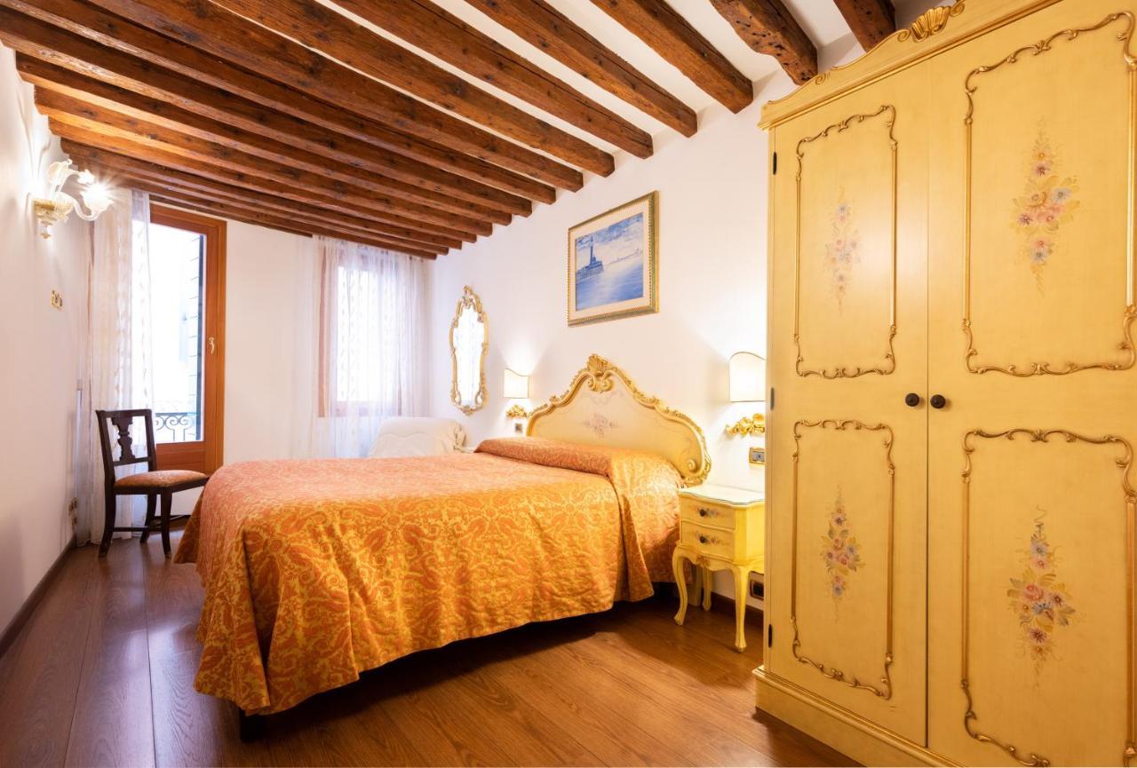Ferienwohnung Ca' Pinelli Venedig Exterior foto