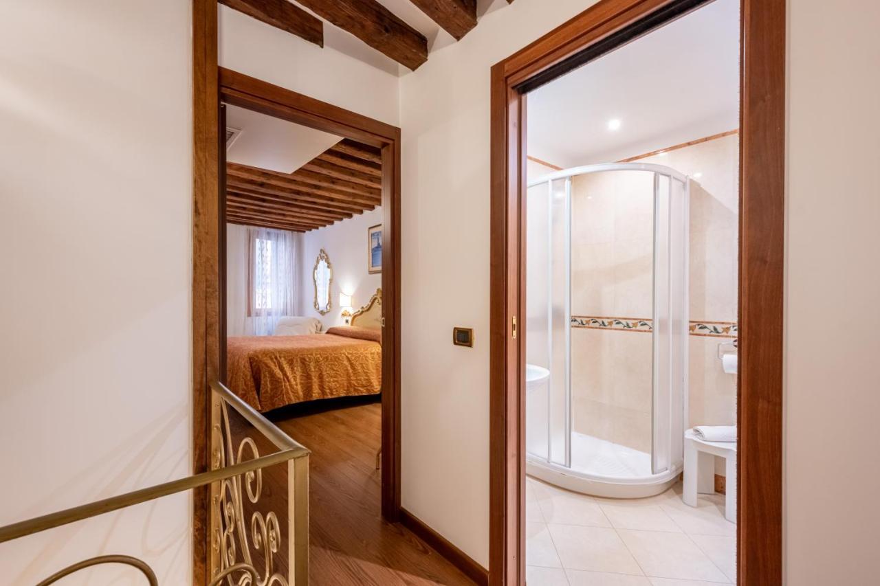 Ferienwohnung Ca' Pinelli Venedig Exterior foto