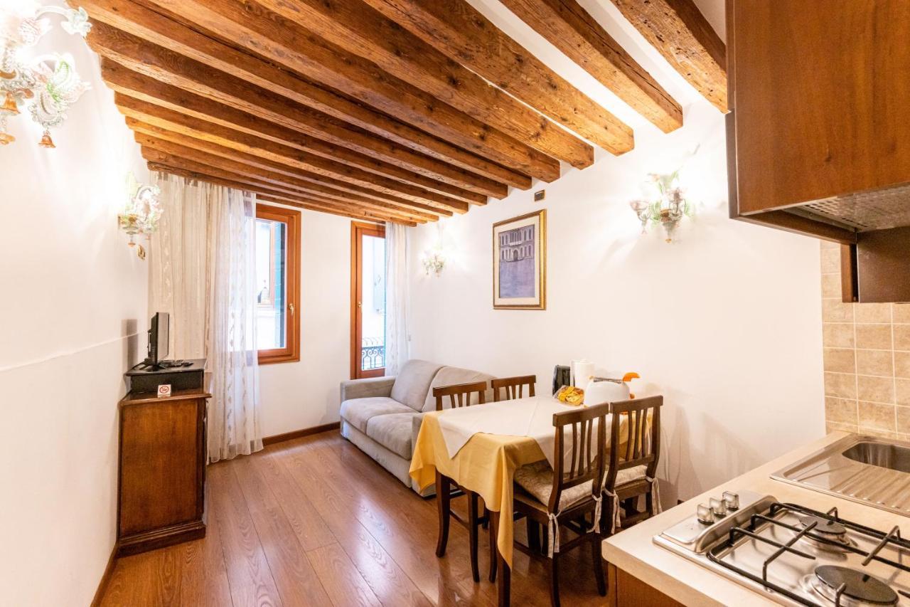 Ferienwohnung Ca' Pinelli Venedig Exterior foto