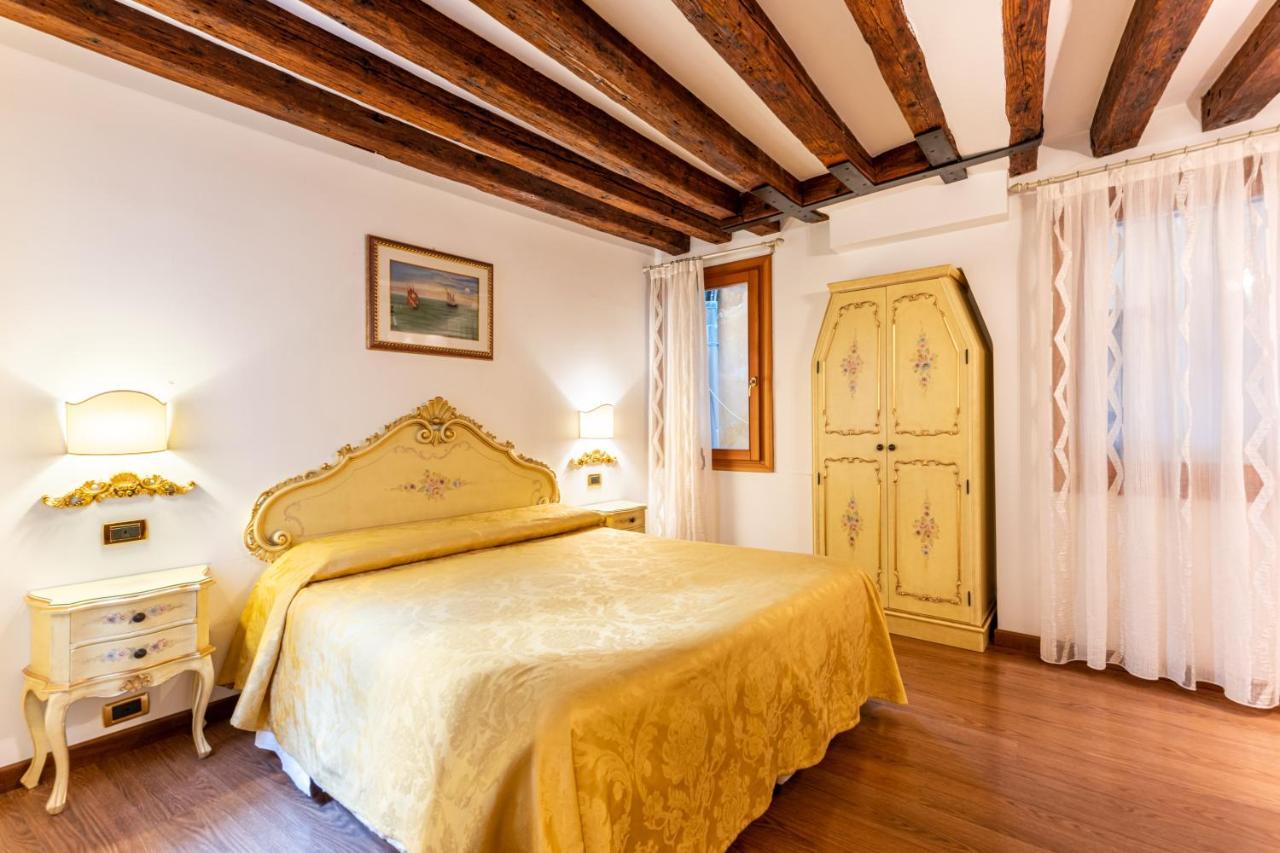 Ferienwohnung Ca' Pinelli Venedig Exterior foto